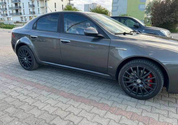 Alfa Romeo 159 cena 16000 przebieg: 255000, rok produkcji 2006 z Żary małe 254